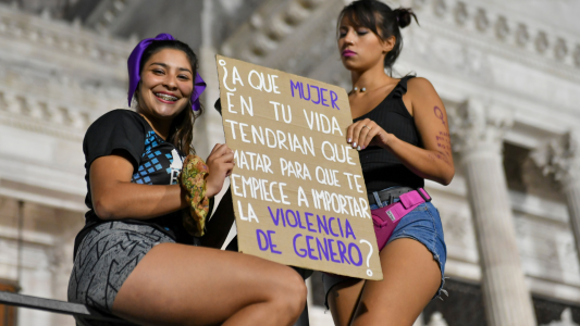 #8M: Basta de violencia - #FlashChat