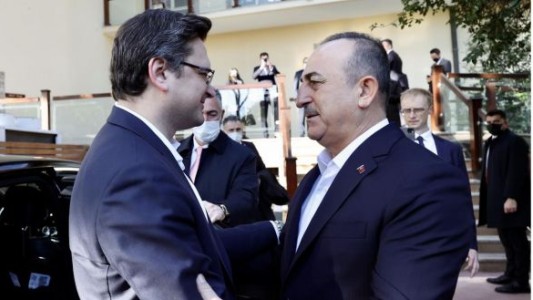 Reunión de cancilleres de Ucrania y Rusia: "No hay avances en un alto el fuego"