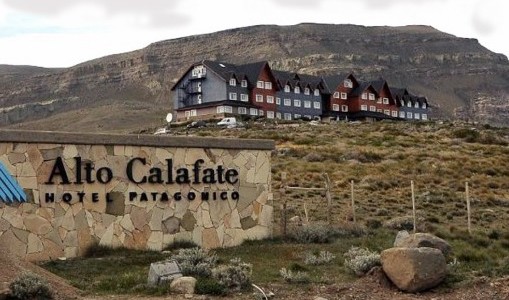 El juez Ercolini ordena identificar a todos los accionistas de hoteles de los Kirchner