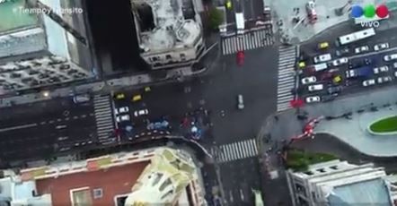 Agrupaciones de izquierda se concentran cerca del Congreso para protestar contra acuerdo FMI