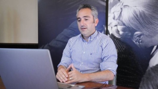 Larroque reavivó la interna en el Gobierno: "Estamos viviendo una peligrosa autoproscripción"