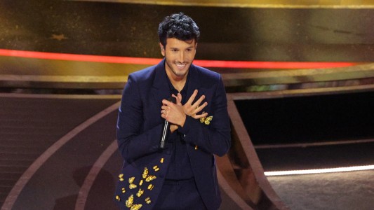 Video: La emoción de Sebastián Yatra tras actuar en los Oscar