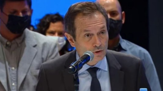 El Gobierno trabaja en un pacto para que las redes "dejen de intoxicar la democracia"