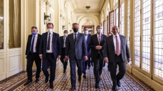 El Gobierno se apoya en gobernadores para la pelea contra la Ciudad por coparticipación