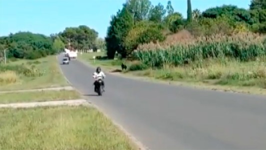 "Como no pudo moverme, comenzó a manosearme en el lugar": mujer denunció abuso al salir de su trabajo