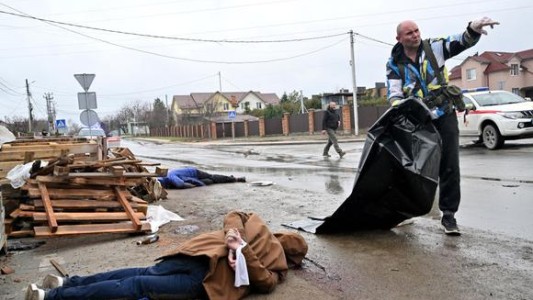 El G7 sumó nuevas sanciones económicas y financieras contra Rusia