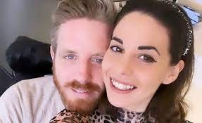 Tomaron el avión para volver a su casa pero aterrizaron a 1.300 kilómetros y en otro país