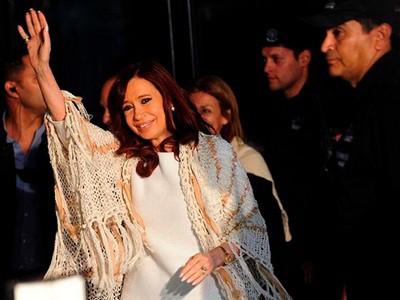 Cristina en el homenaje a Chávez: "No advertimos la reacción de sectores ultraconcentrados"