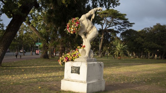 Intervienen 10 monumentos para destacar el patrimonio del espacio público porteño