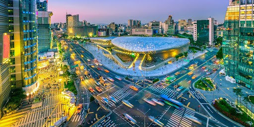 Corea del Sur busca trabajadores argentinos: cómo inscribirse y cuánto pagan