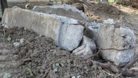 Tragedia: pareja derribó una pared y mató por accidente a sus dos hijas