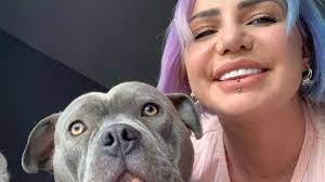 Su perro la mordió 25 veces, pero dice que la raza “es segura” y deja que la mascota conviva con sus pequeños hijos