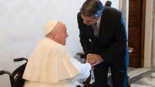 El papa Francisco recibió a Jorge Capitanich en el Vaticano