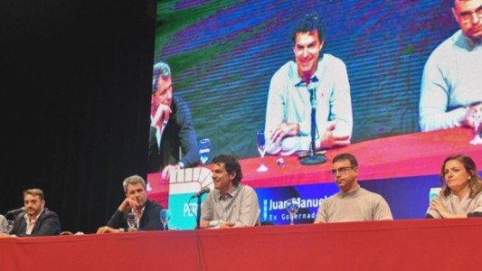 Cumbre del PJ en Mendoza: un llamado a la unidad y a repensar al peronismo de cara a 2023