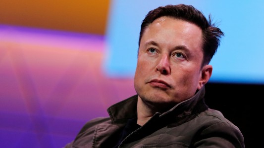 Acusan a Elon Musk de abusar de una azafata de SpaceX: perdió US$ 10.600 millones