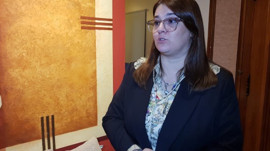 Una jueza ordenó convertir a dólares una indemnización laboral a niñas que perdieron a su padre