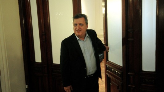 Desde la UCR advirtieron que "el cúmulo de errores desgasta"