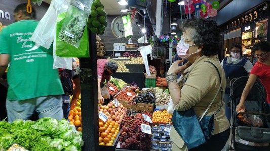 La cifra más alta en 30 años: La inflación ya suma 60,7% en 12 meses