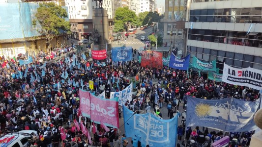 Paritaria social: Movimientos proponen ejes productivos que los contemplen