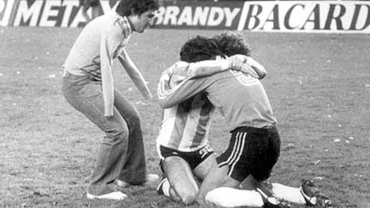 Un detenido por el robo al hombre sin brazos de la foto del "abrazo del alma" del Mundial 78