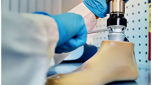 El Banco de Prótesis Bonaerense entregó más de 10 mil insumos desde noviembre