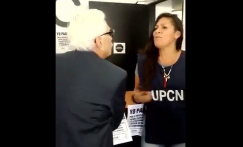 Duro cruce de Todesca con un grupo de trabajadores por un paro de UPCN en el Indec