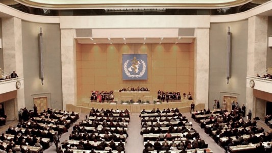 La OMS remarcó la importancia del aborto seguro para proteger la salud de mujeres y niñas