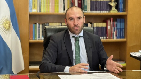 Guzmán buscó despejar dudas y defendió bonos en pesos: "Son un instrumento seguro"