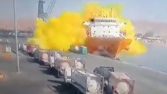 Una fuga de gas tóxico en un puerto de Jordania deja al menos 12 muertos y más de 200 heridos