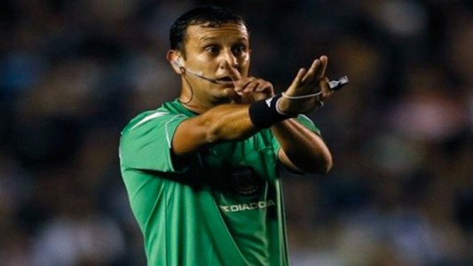 Un árbitro sin experiencia en superclásicos dirigirá el Boca-River por la Libertadores