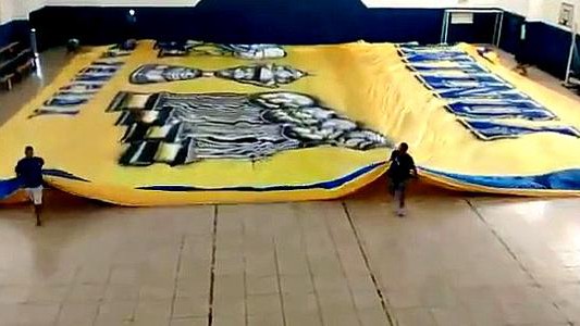 El regalo de Tevez: mirá la bandera gigante que estrenará Boca