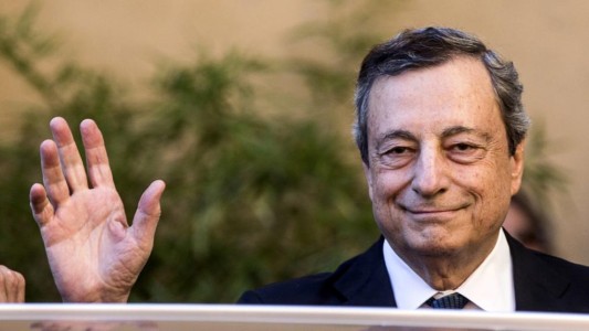 Más de mil alcaldes piden a Draghi que continúe como primer ministro de Italia