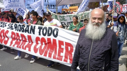 Pérsico abrió una grieta en los movimientos sociales: "No es el momento de discutir el Salario Básico Universal"