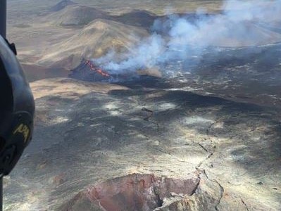 Entró en erupción un volcán ubicado en las cercanías de la capital de Islandia