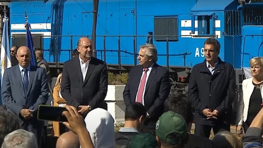 Alberto Fernández y Sergio Massa reinauguran el tren Cañada de Gómez-Rosario