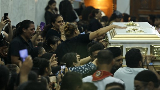Egipto: murieron más de 40 personas en el incendio de una iglesia cristiana