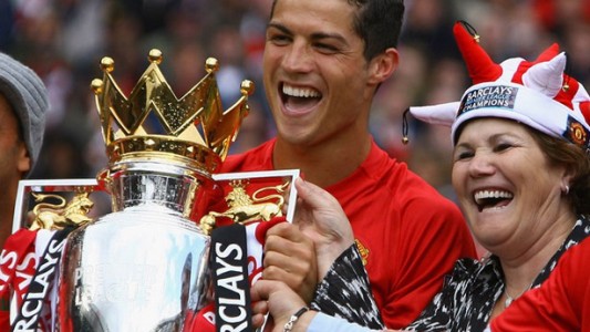 Retienen en el aeropuerto de Barajas a la madre de Cristiano Ronaldo con 55.000 euros