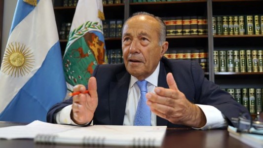 Dieron de alta al senador Adolfo Rodríguez Saá tras padecer una neumonía