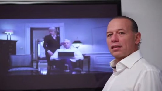 Berni lanza candidatura con "apoyo" del protagonista de "House of Cards"