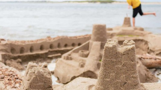 Conmoción en Chile: un nene murió aplastado por un castillo de arena