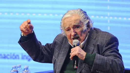 Pepe Mujica se refirió al atentado contra CFK y pidió a los medios "dejar sus prácticas ofensivas e hirientes"