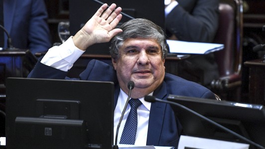 Mayans pidió frenar el juicio de Vialidad para garantizar “la paz social”