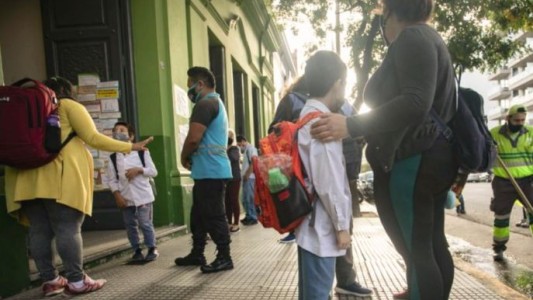 Ciudad: tras el feriado del viernes, el 31 de octubre habrá clases y no capacitación docente