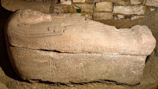 Hallaron una cueva funeraria de la época de Ramsés II