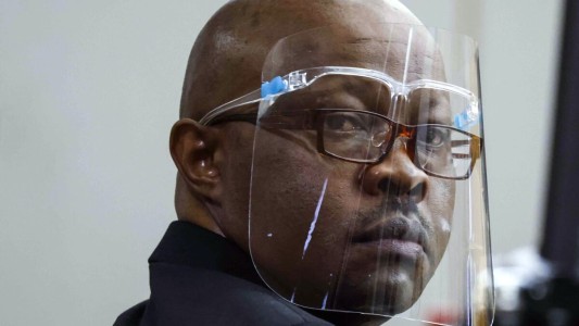 Simulaba ser médico y asesinaba a ancianas con una almohada: acusado por 22 muertes