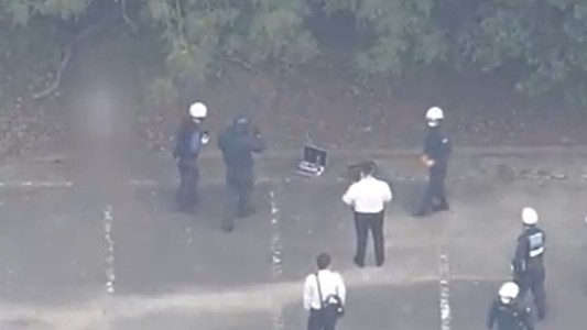 Denunciaron la aparición de una valija bomba: la Policía comprobó que tenía juguetes sexuales