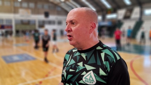 Brutal agresión en un partido de handball