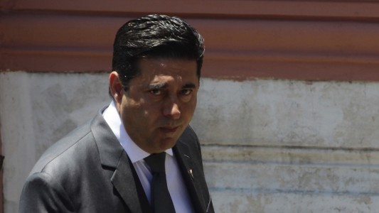 A pesar de las acusaciones, Angelici aseguró que votará a Carrió