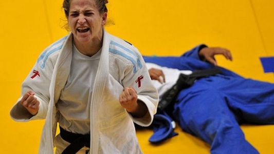 La judoca Paula Pareto se animó al desnudo para una revista