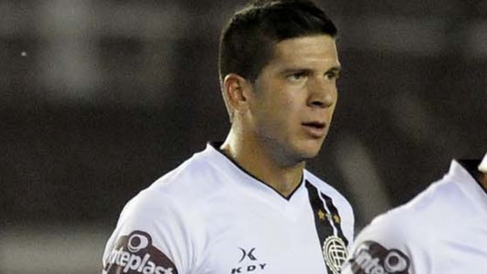 Murió un futbolista de Lanús en un accidente de automóvil